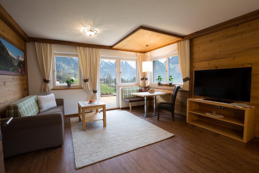 Appartement Freiblick Ramsau im Zillertal Room photo
